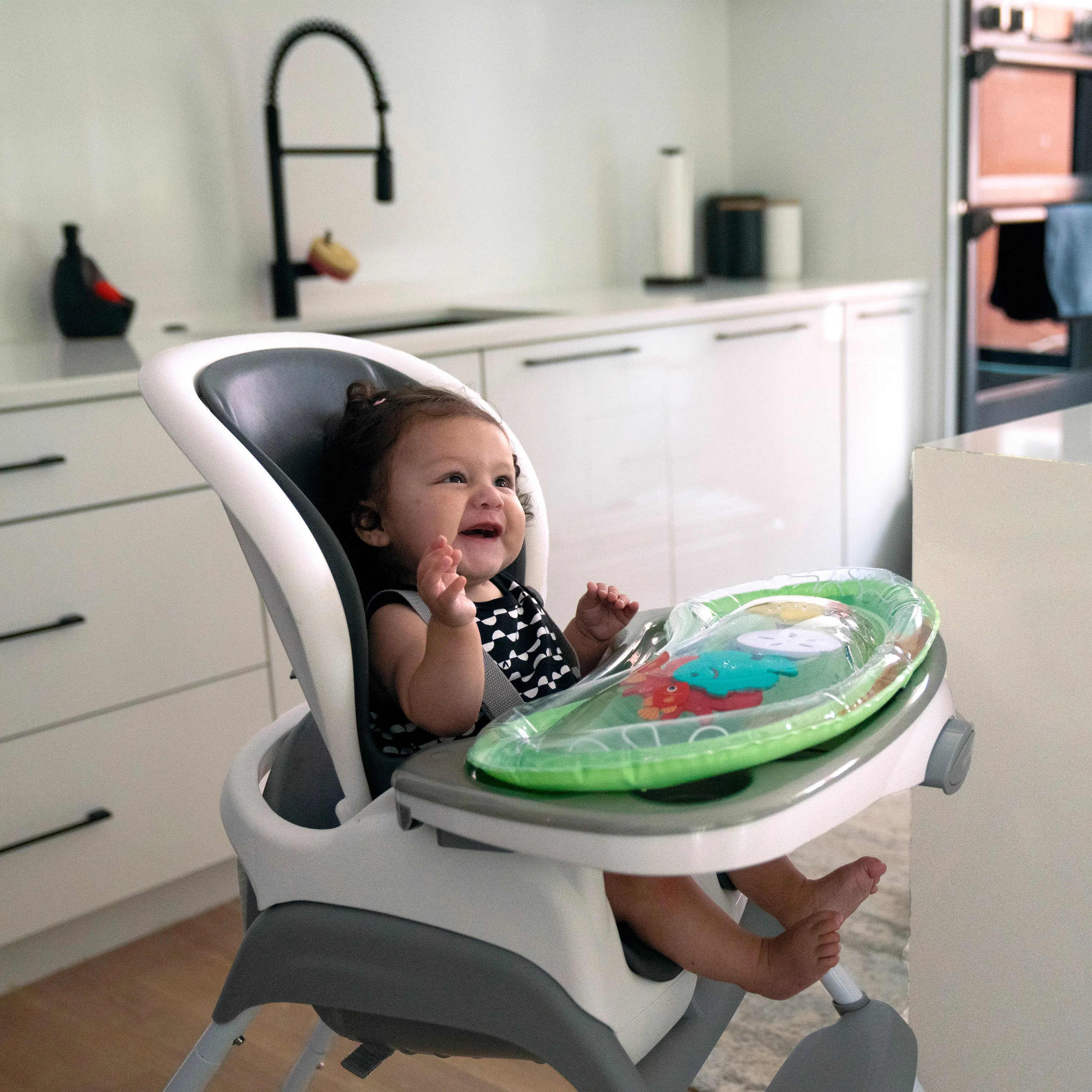 Baby Einstein Sea Floor Explorers 2-in-1 Water Mat Play Gym