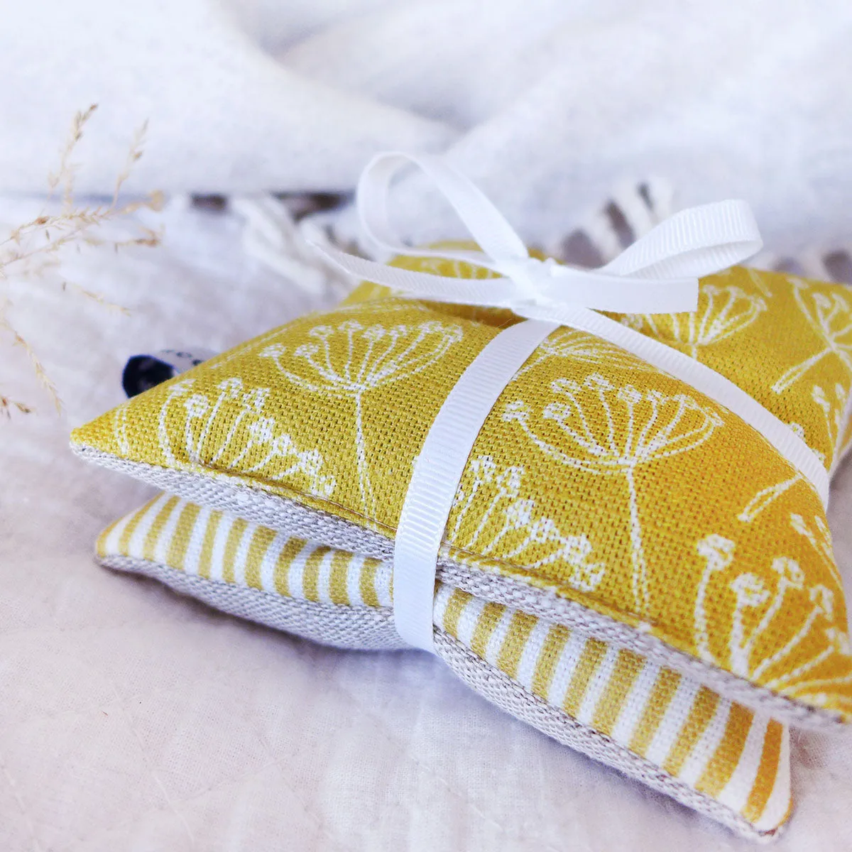 Corn Cow Parsley Wheat Hand Warmers
