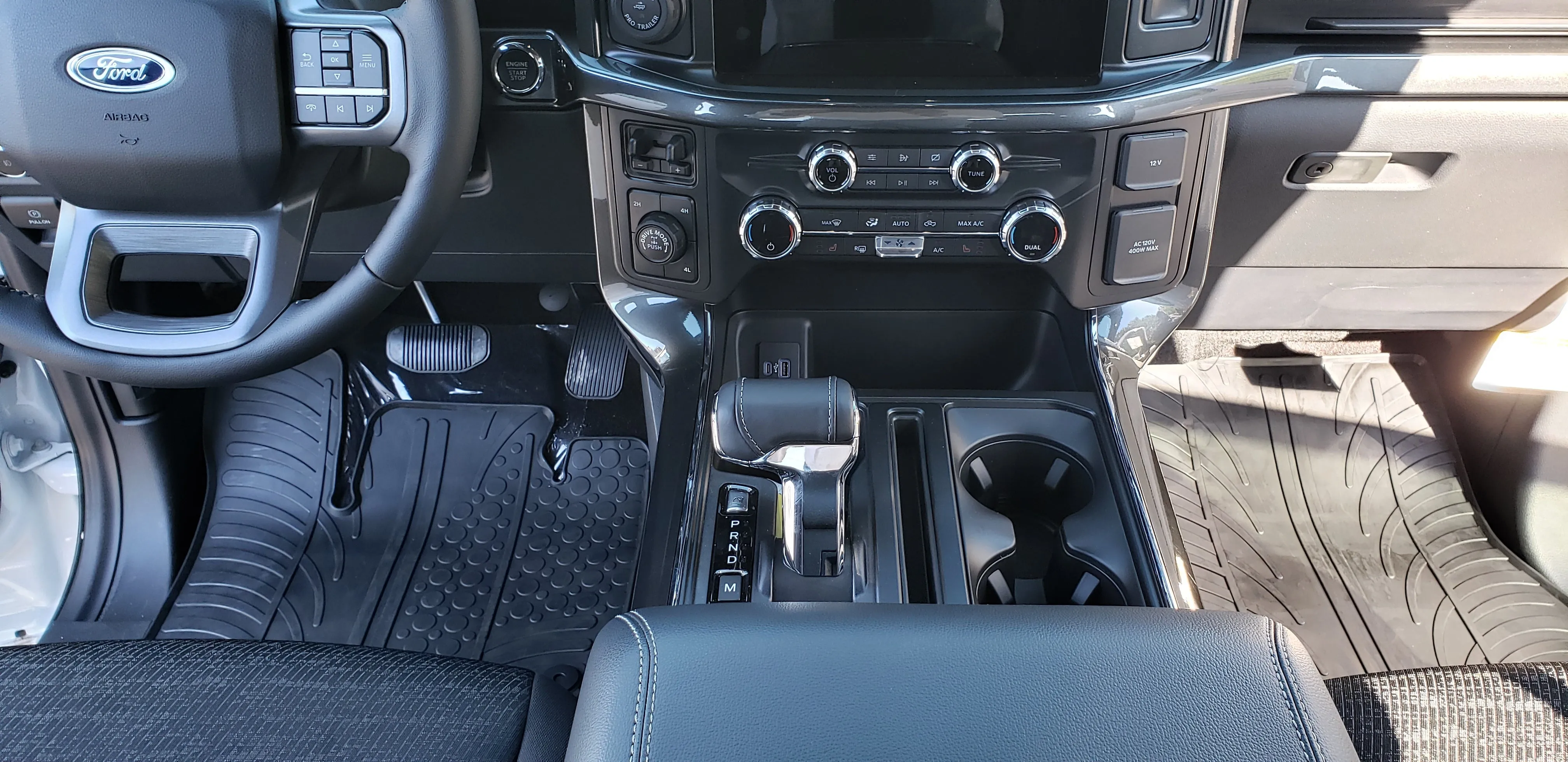 Custom Fit Floor Mats for Ford F-250/350/450/550 Super Duty-Crew/Extended Cab 2017-2024 (Carpet Floor & Tool Box)