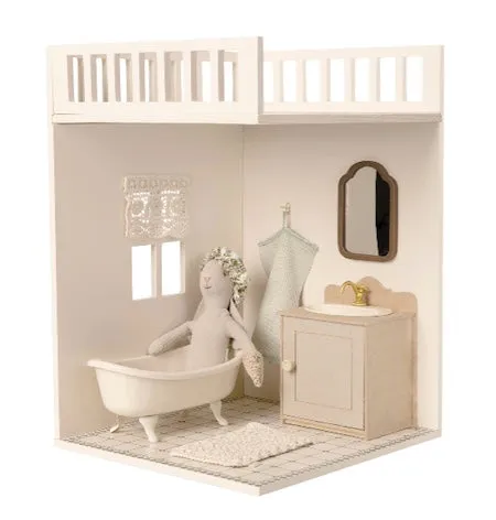 Miniature Bathtub