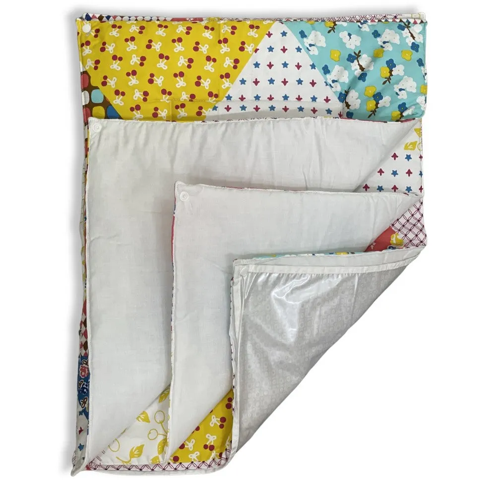 Multi print Pack Of 3 Quilted Cotton Sheets   1 Plastic Sheet