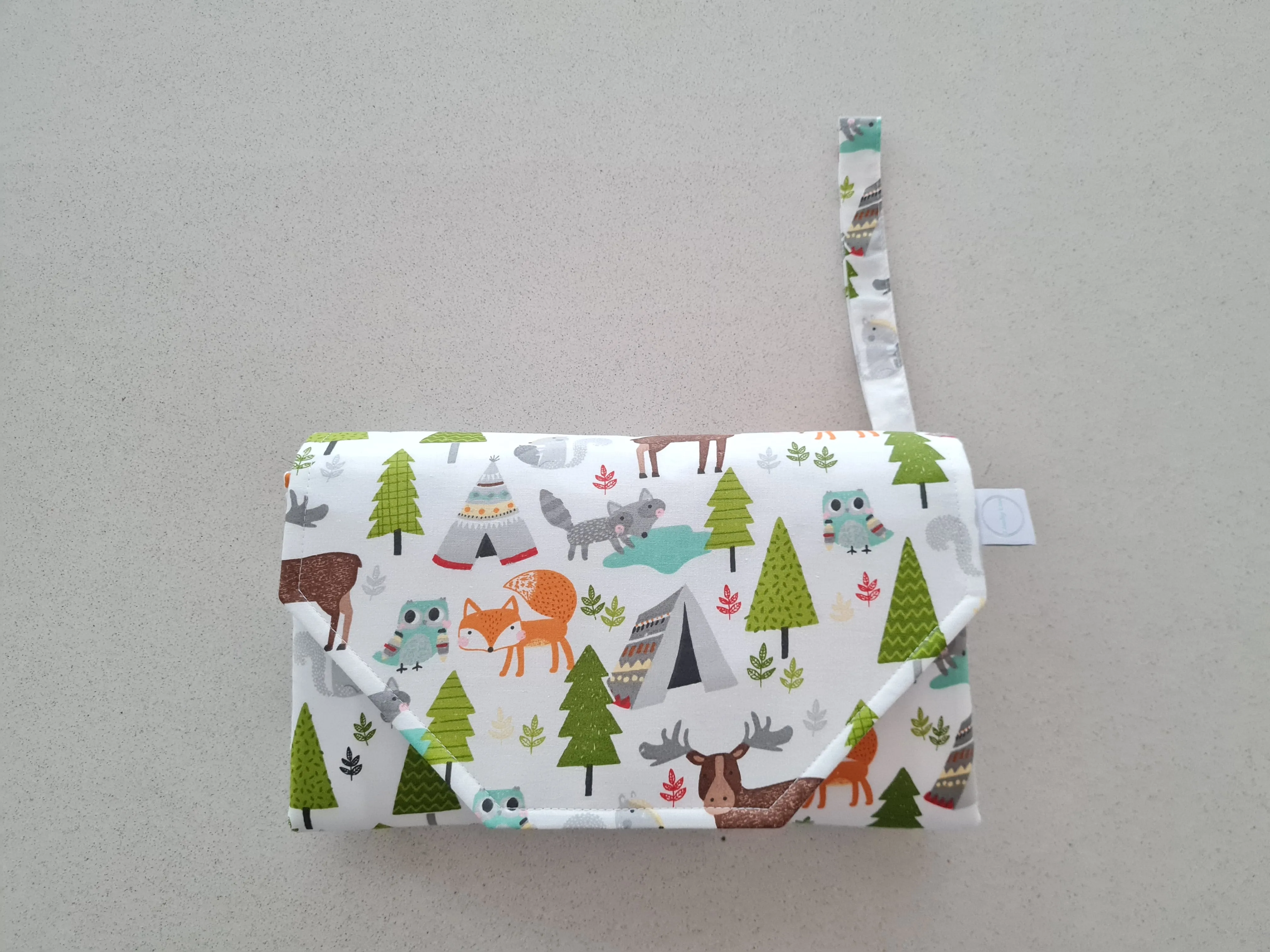Woodland Friends change mat clutch STANDARD